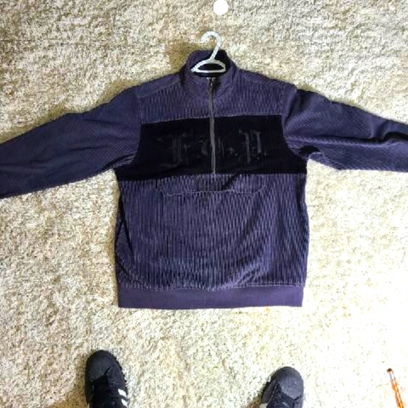 FTP CORDUROY HALF ZIP